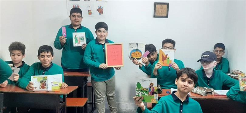 نشست کتابخوان مدرسه ای